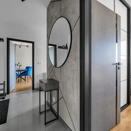 Apartment Praga - Modern Apt, Parking, Near River - By Rentujemy