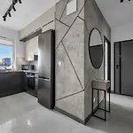 Praga - Modern Apt, Parking, Near River - By Rentujemy * Warszawa