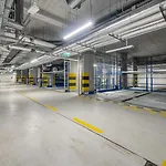 Praga - Modern Apt, Parking, Near River - By Rentujemy *