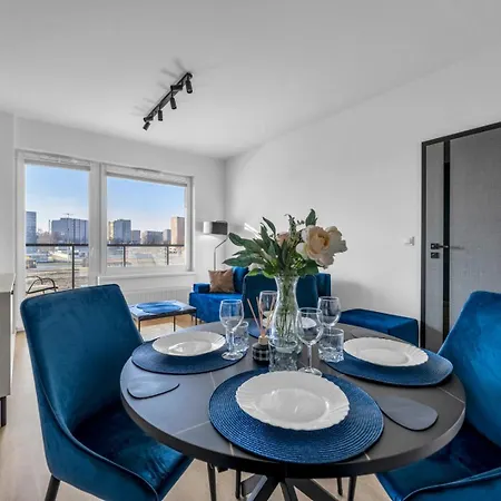 Praga - Modern Apt, Parking, Near River - By Rentujemy Appartement Varsovie